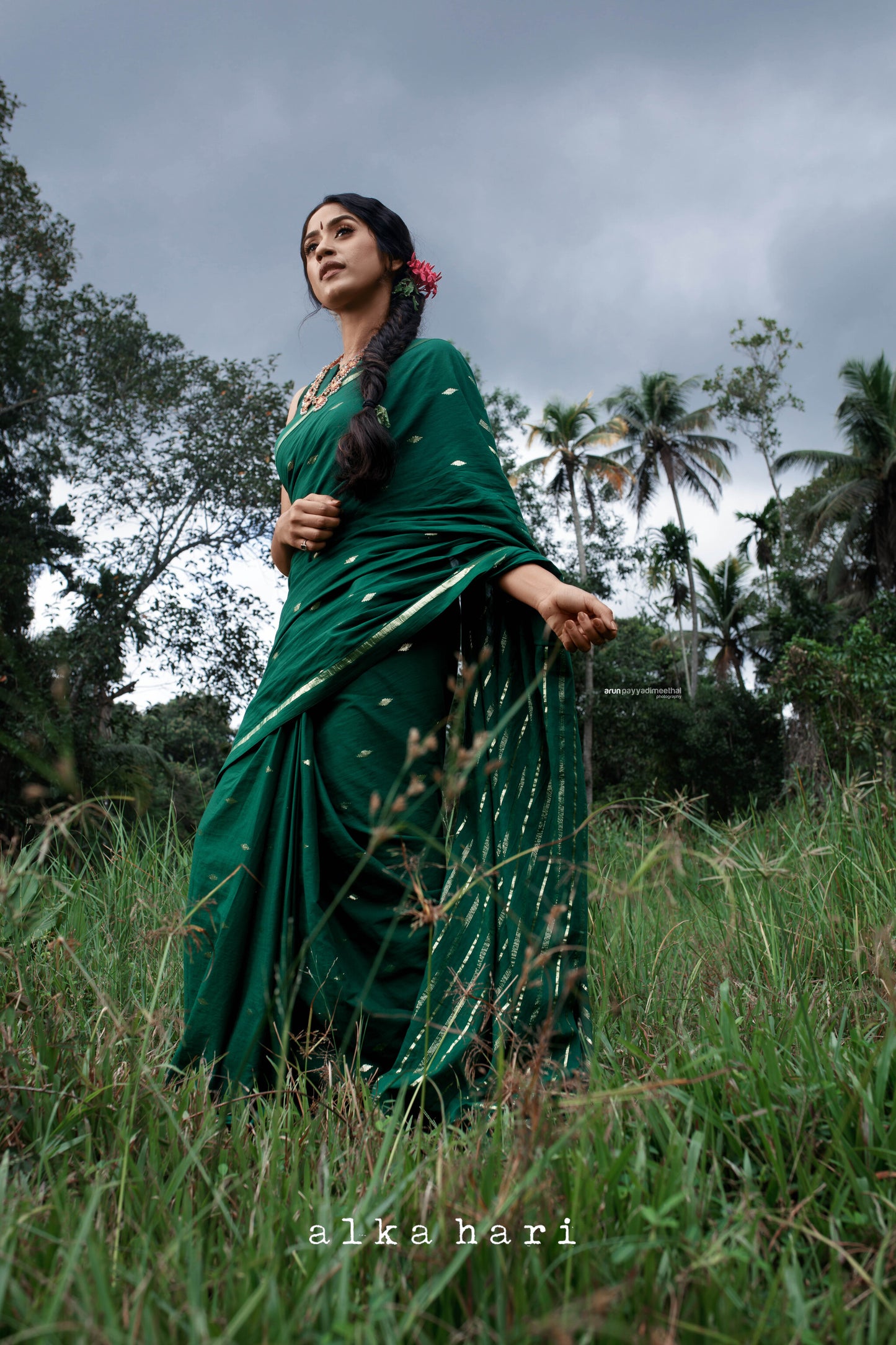 Bottle green kasavu saree