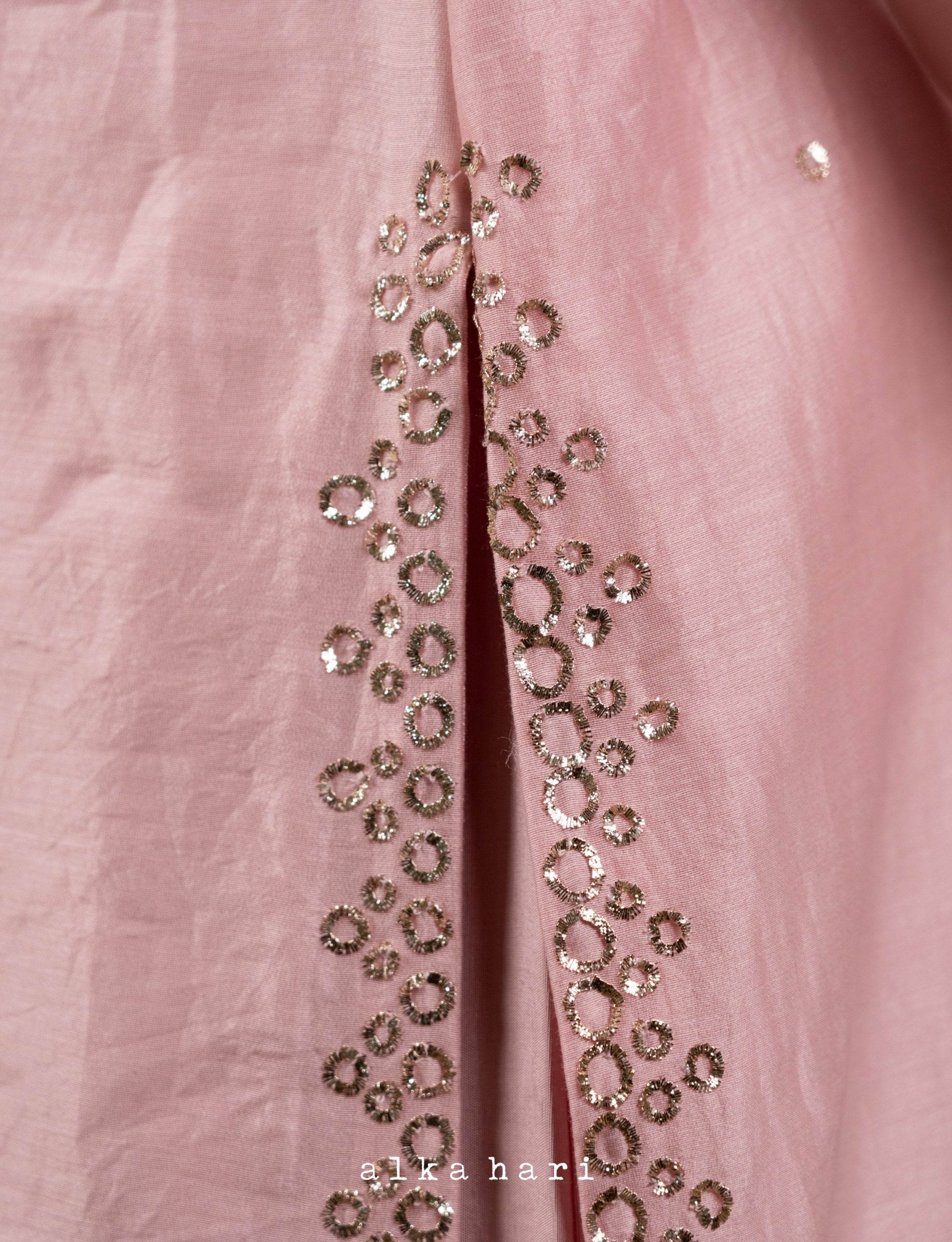 Pink V-Neck Chanderi Silk Mukaish Kurta