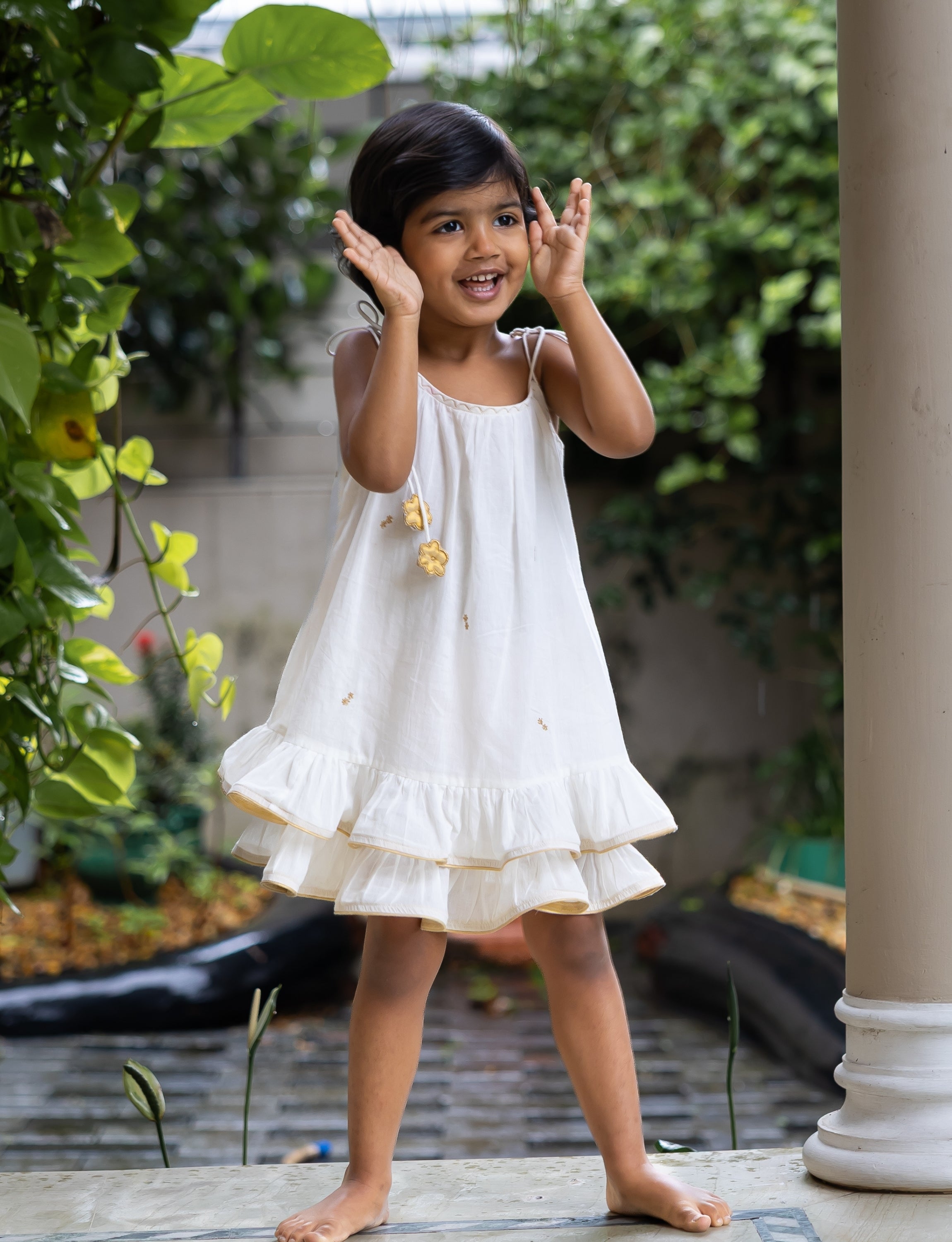 Shoulder-Tie Flared frock with Ruffled Hem