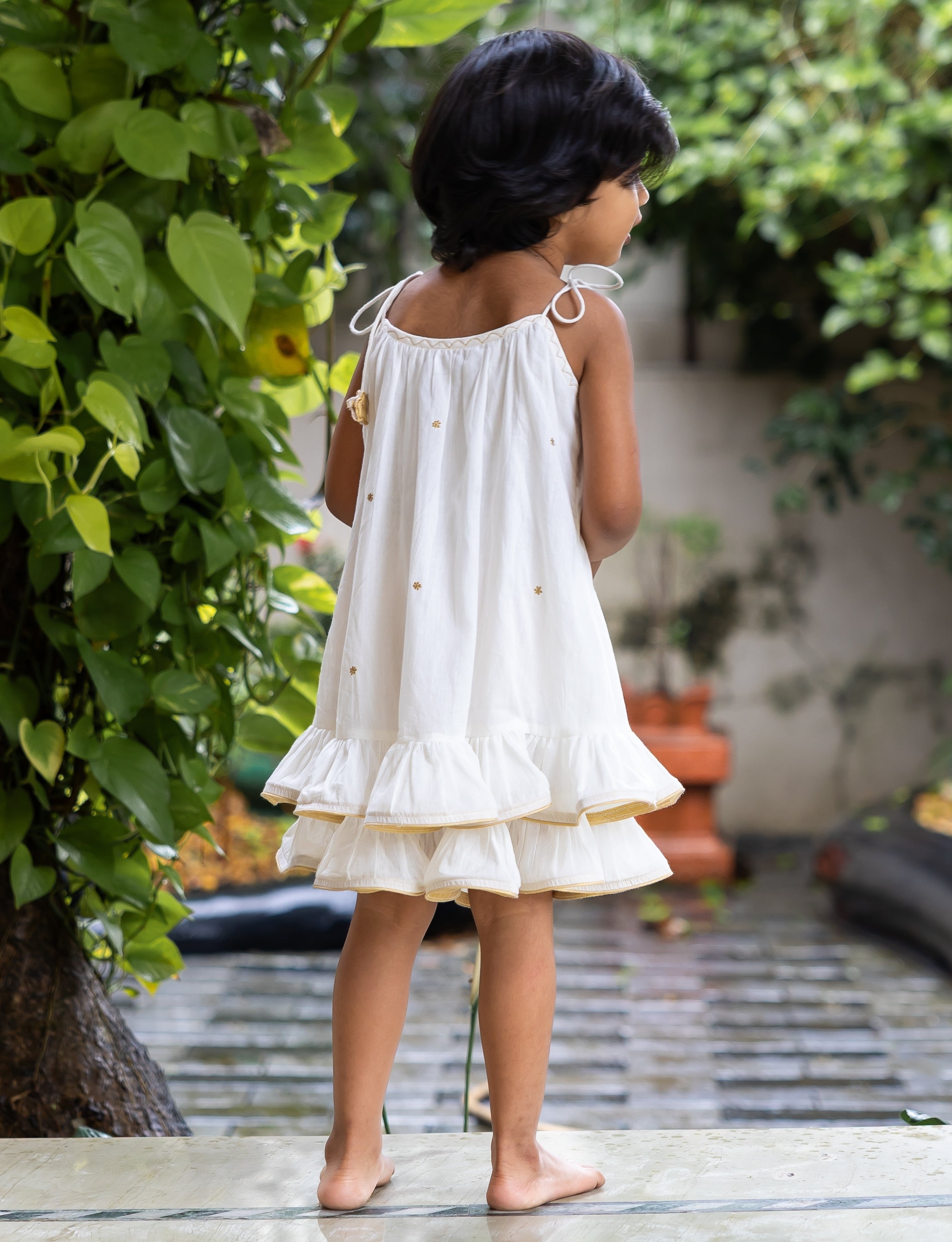 Shoulder-Tie Flared frock with Ruffled Hem