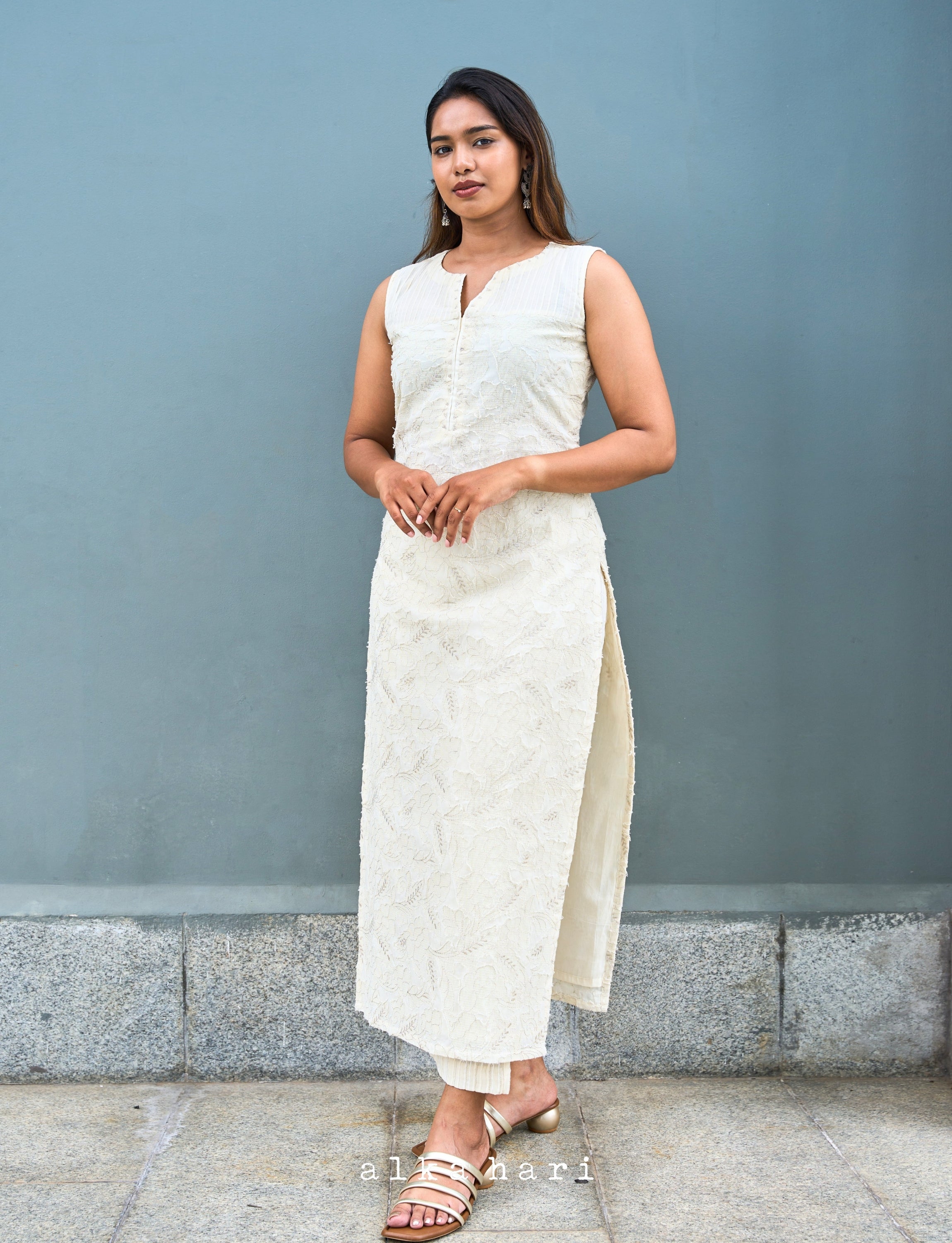 Off White Patchwork Embroidered Kurta