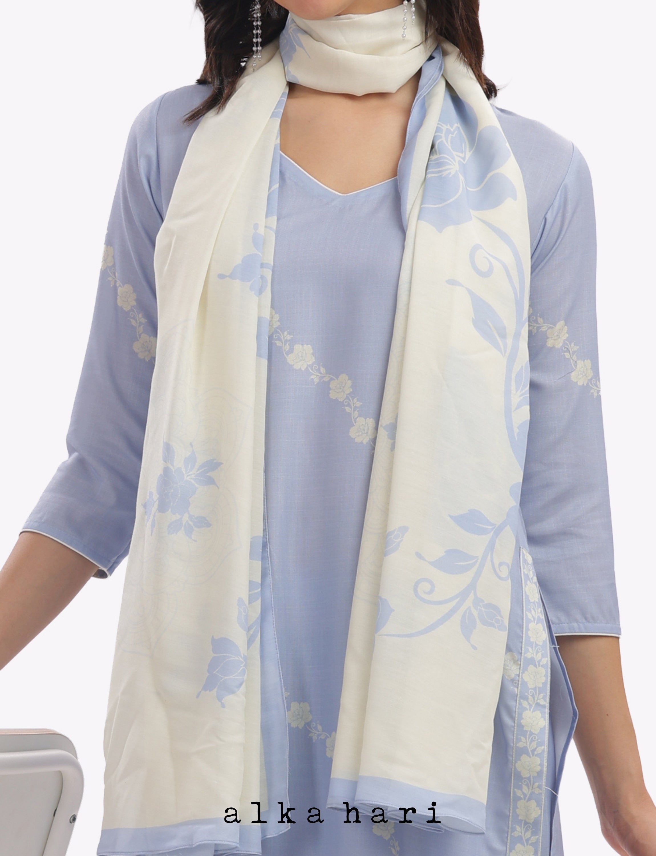 Blue Floral Printed Dupatta