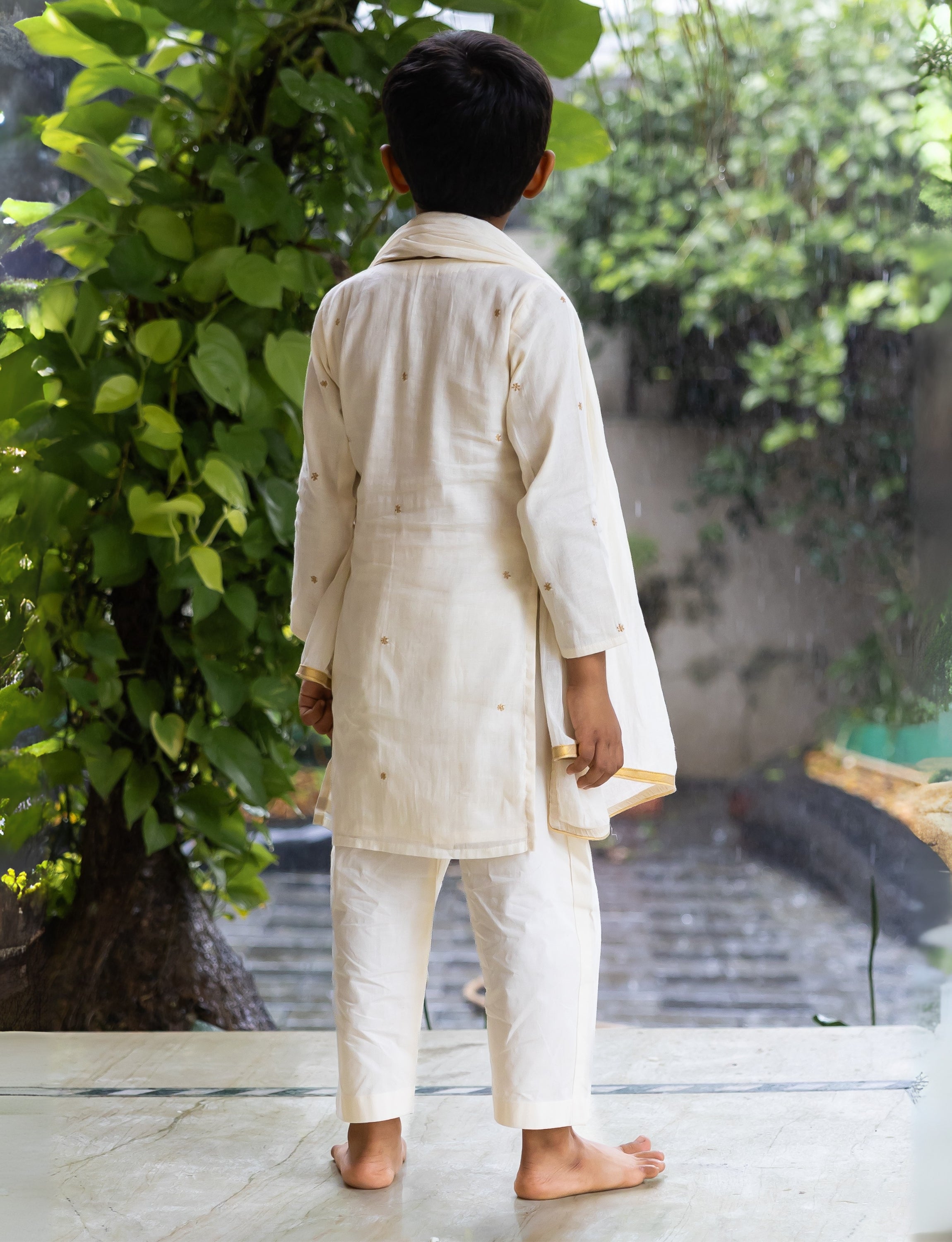Off-White Straight Kurta with Tiny Gold Motifs
