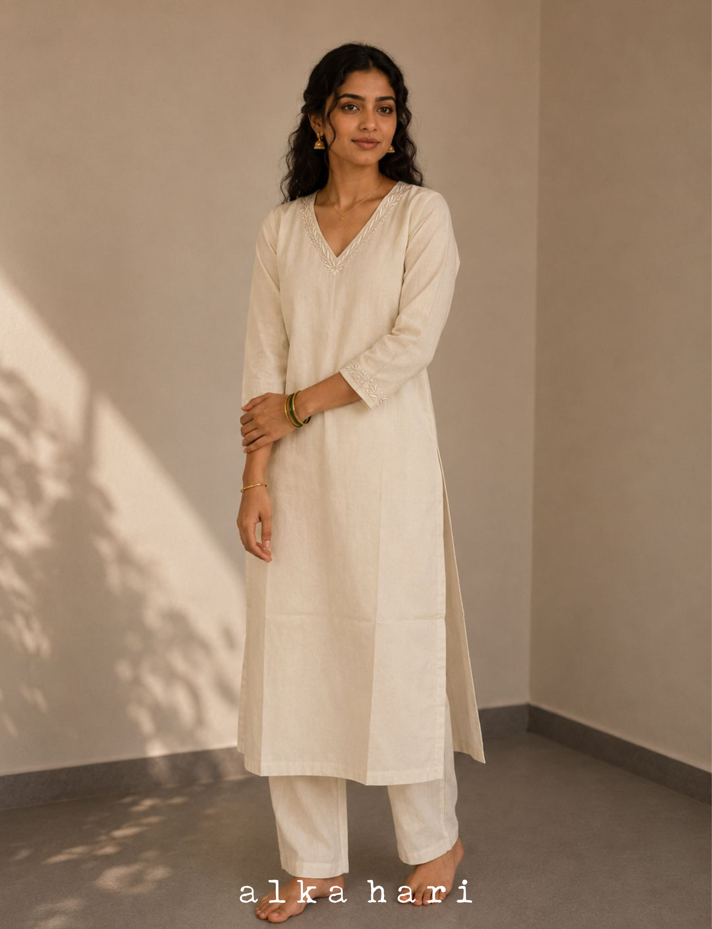 Off White Chanderi Silk Kurta with Embroidery
