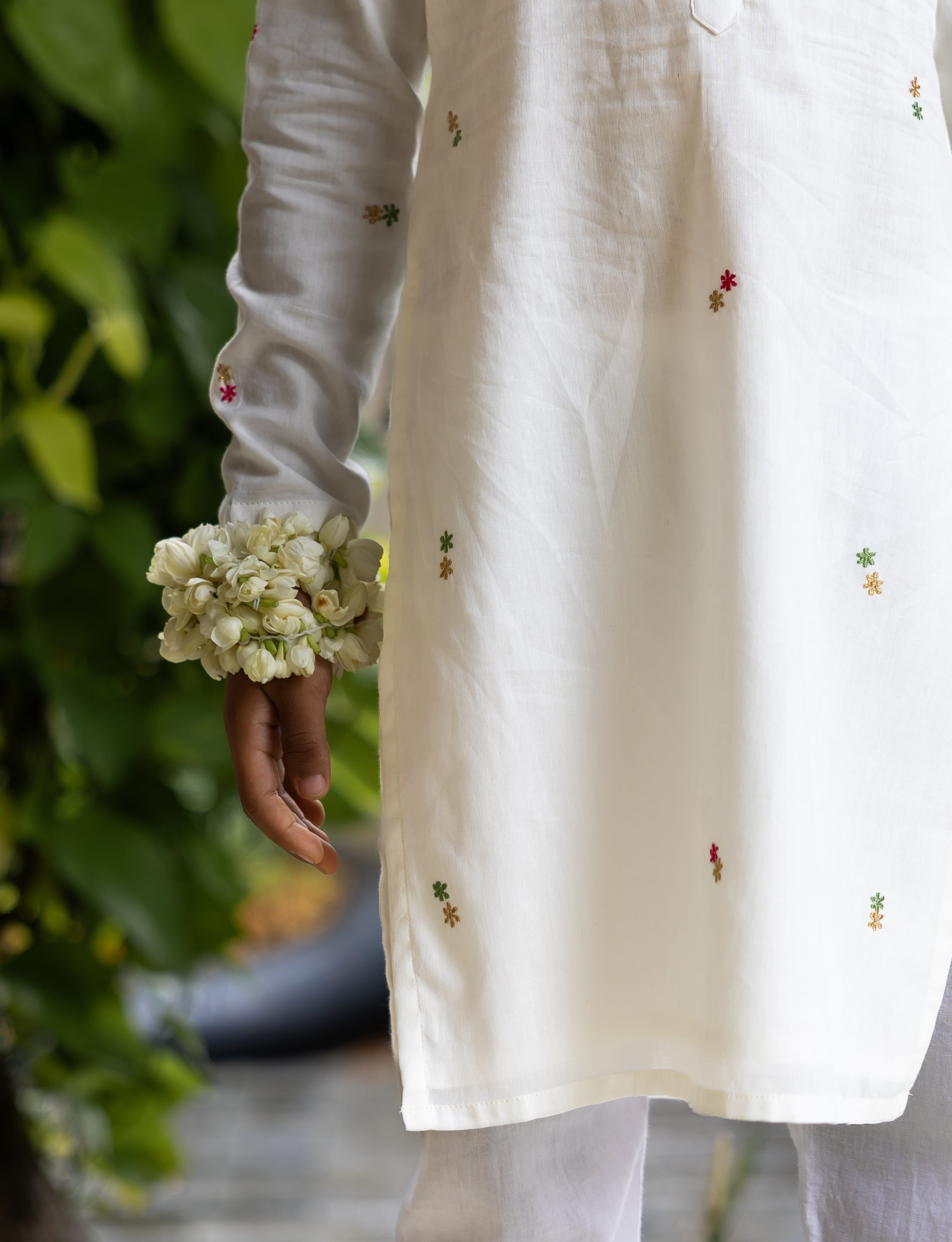 White Straight Kurta with Tiny Multi Color Motifs
