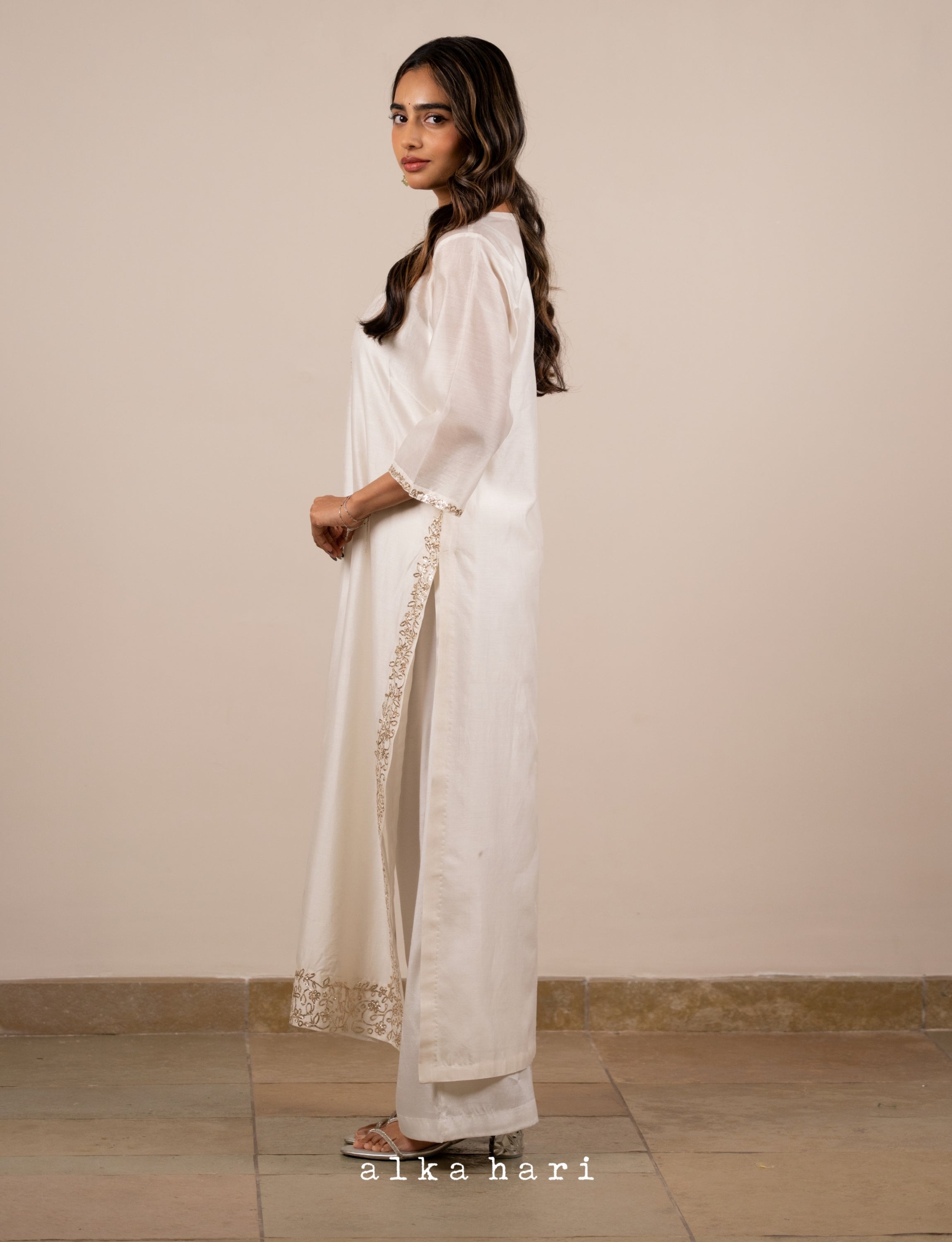 Off White Golden Embroidered Kurta with Slip