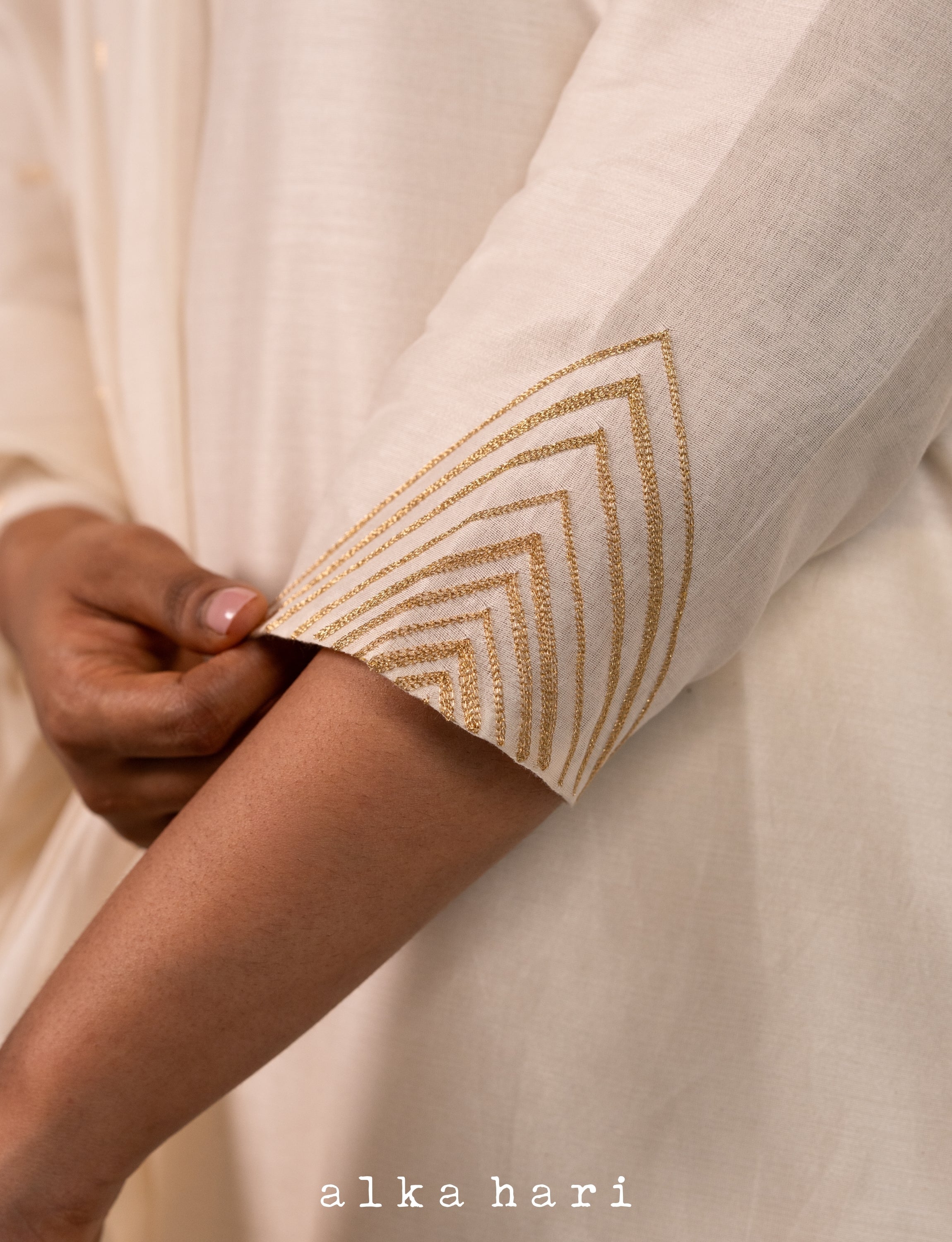 Off White Chanderi Kurta with Golden Embroidery