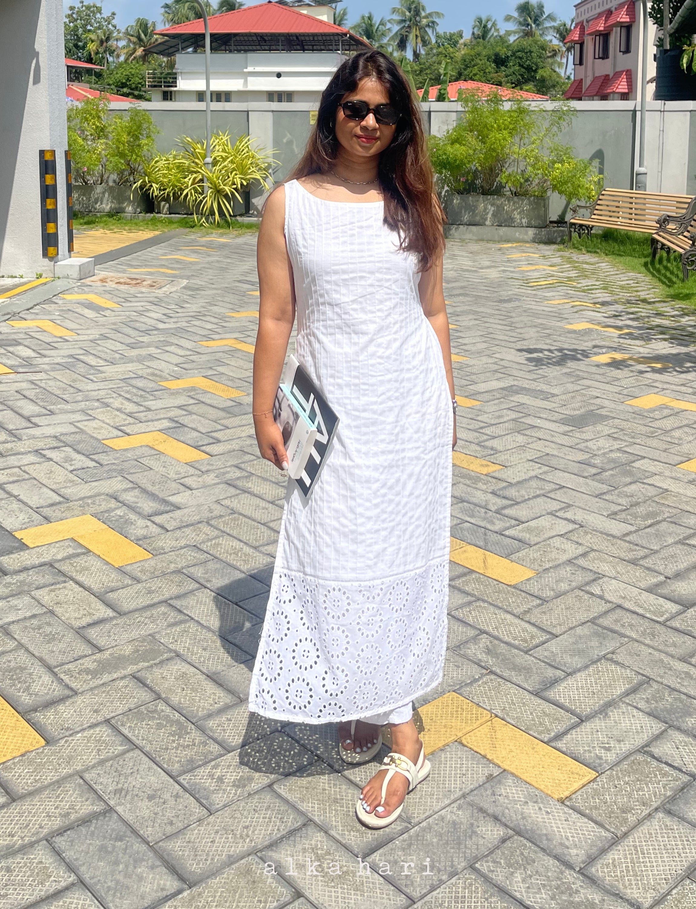 White Hakoba Kurta