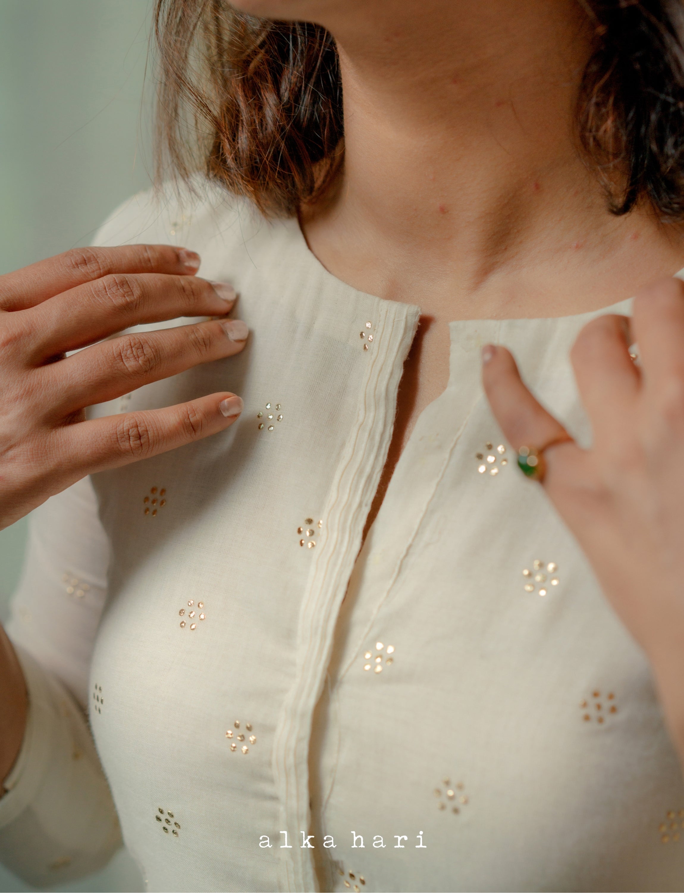 Cream Gold Mukaish Kurta