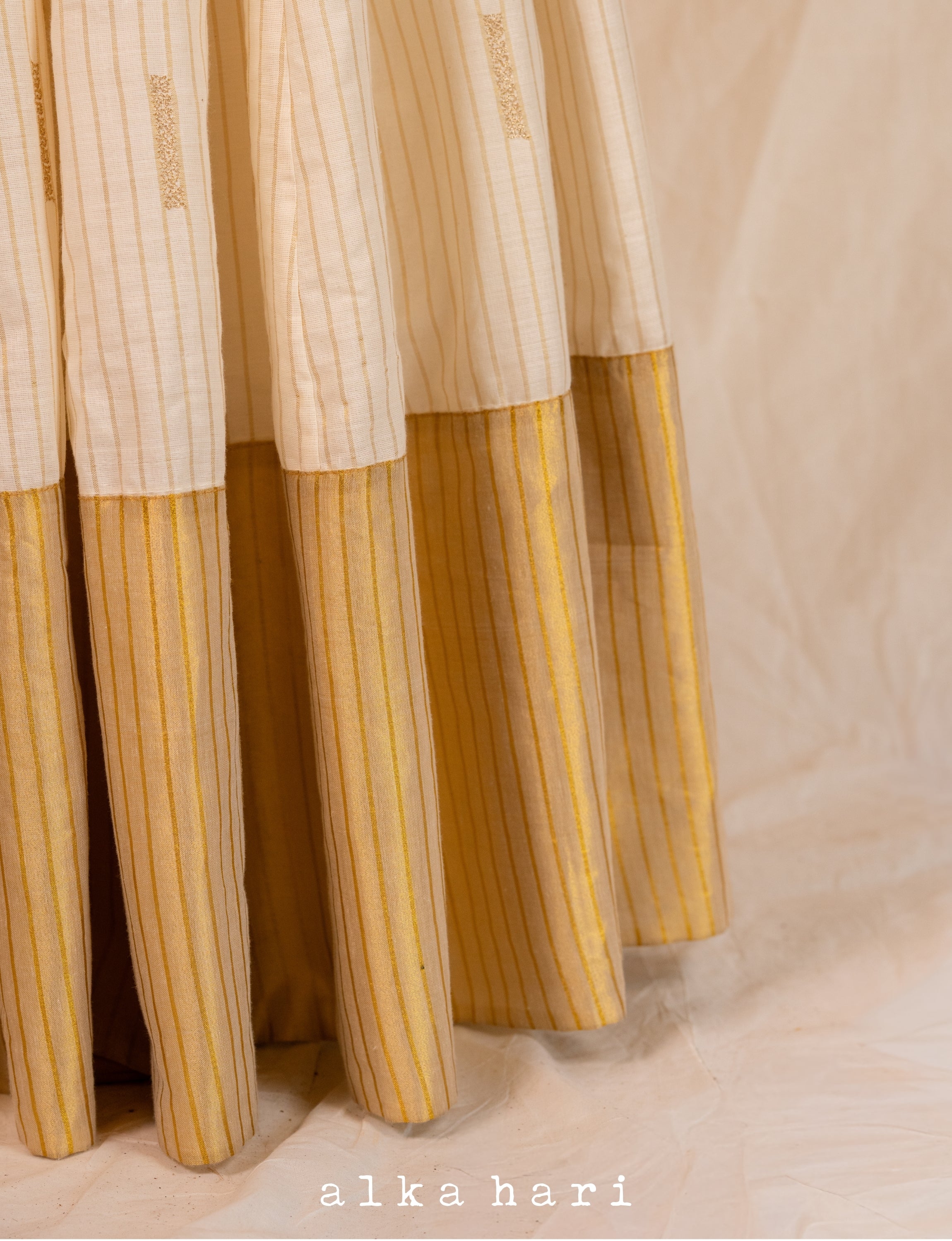 Off White Golden Stripped Pleated Skirt