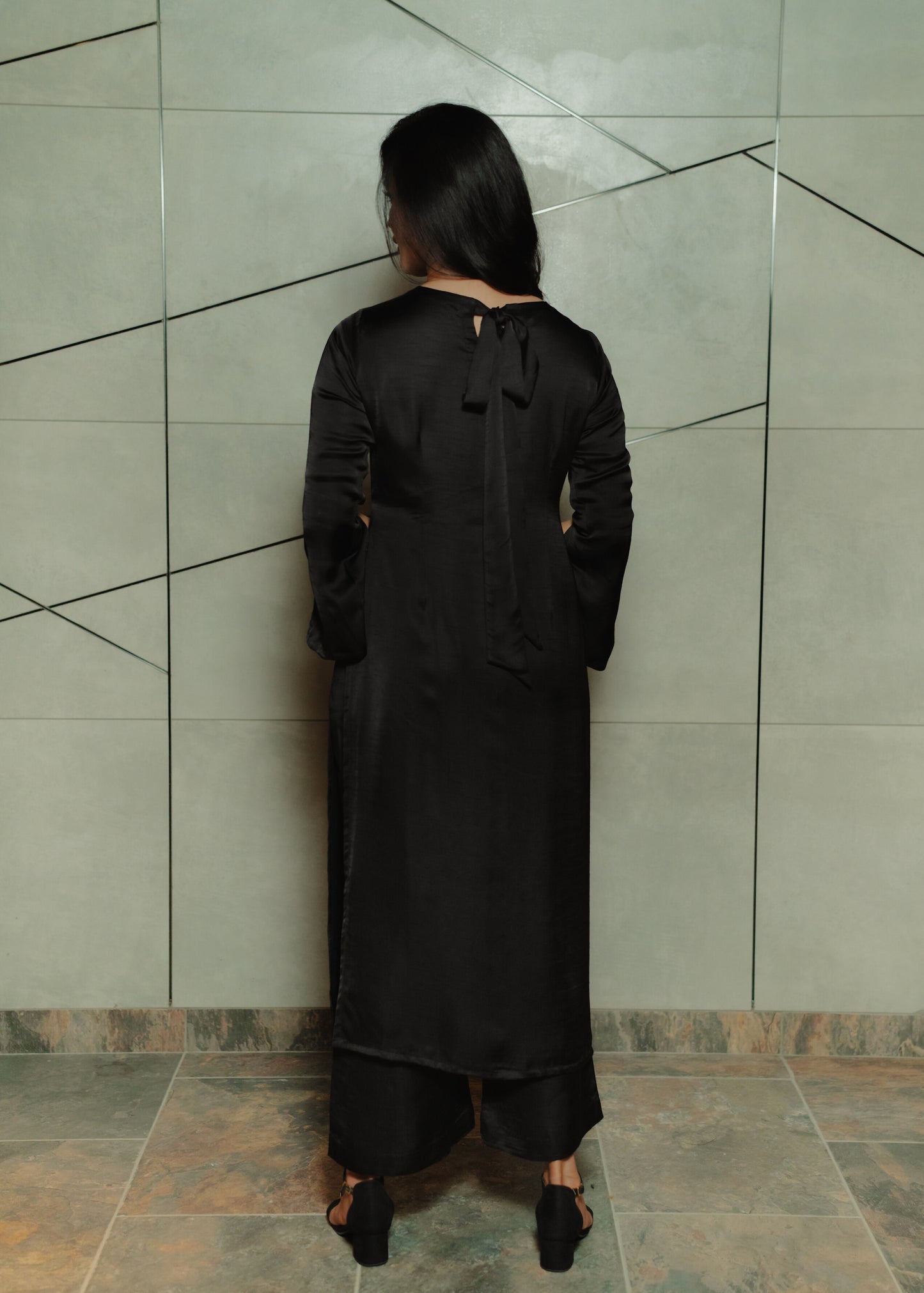 Black Dupion Silk Kurta with Slitted Sleeves