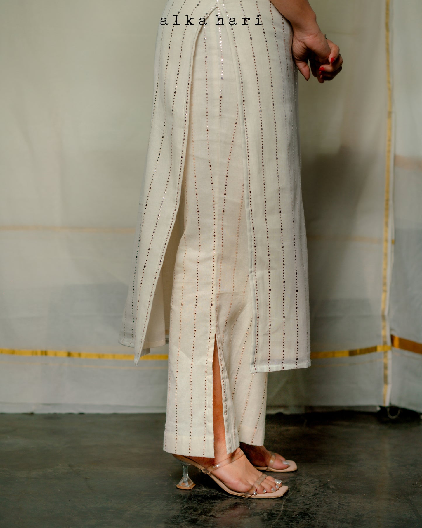 Mukaish Work Slited Fit and Flare Pants