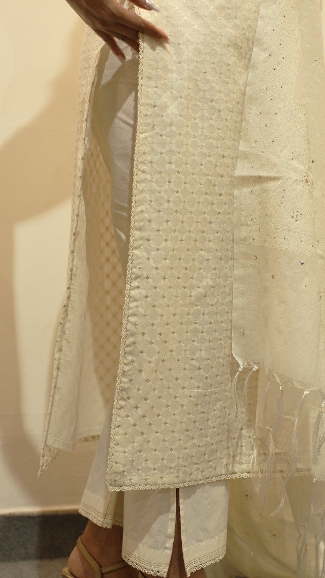 Sleek V Neck Off White Chanderi Silk Kurta