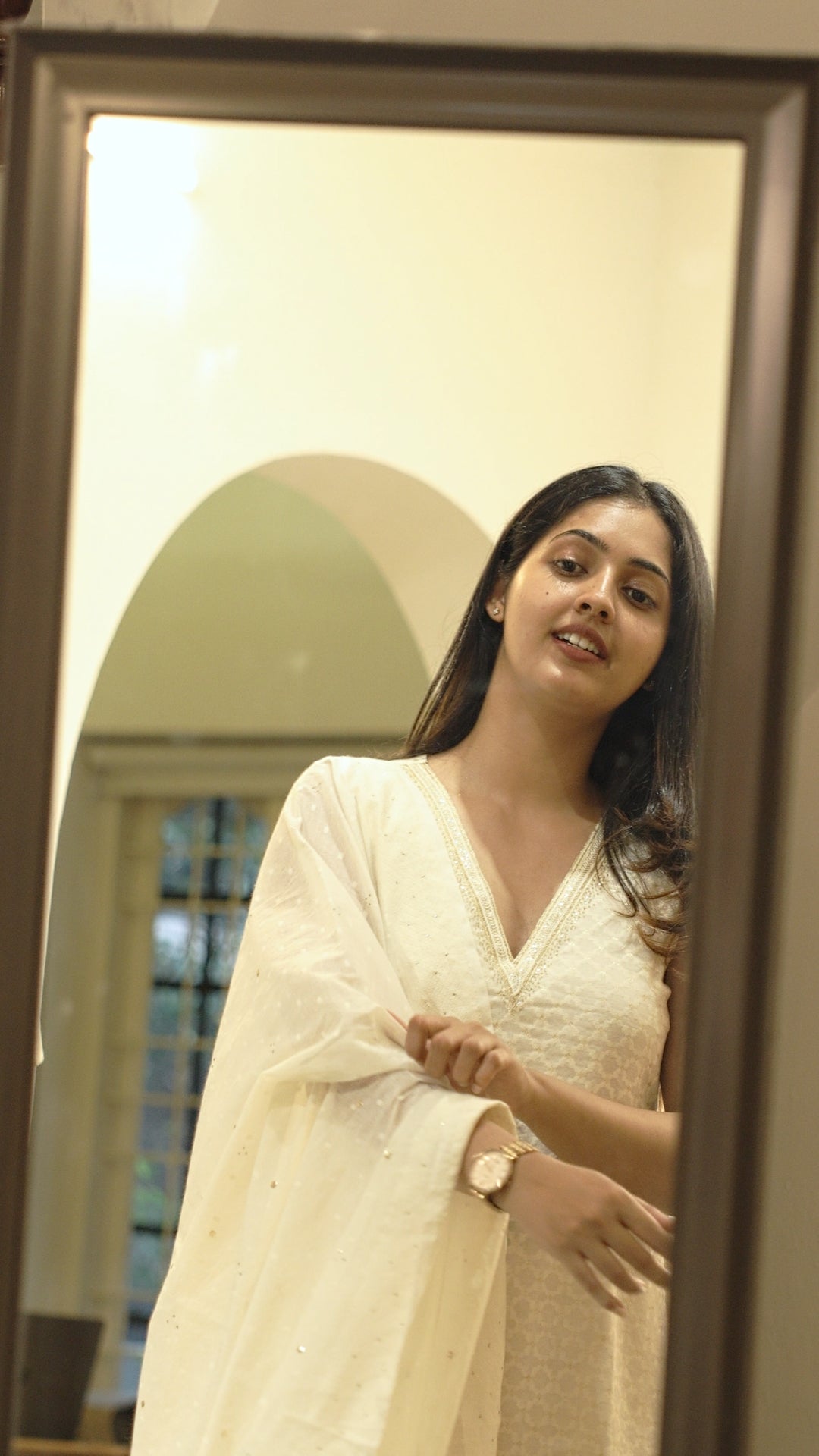 Sleek V Neck Off White Chanderi Silk Kurta