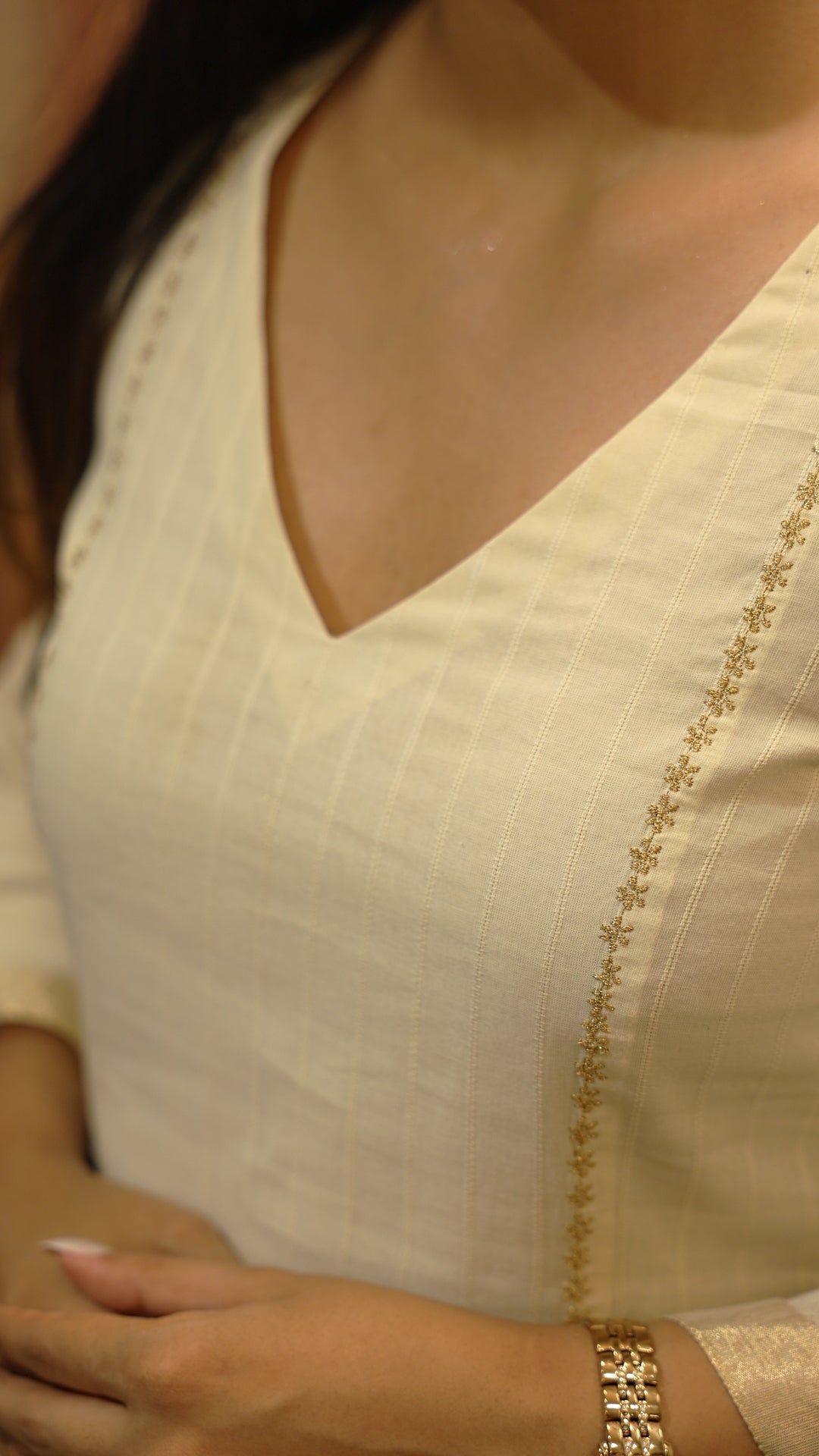 Off White Golden Floral Embroidered Kurta