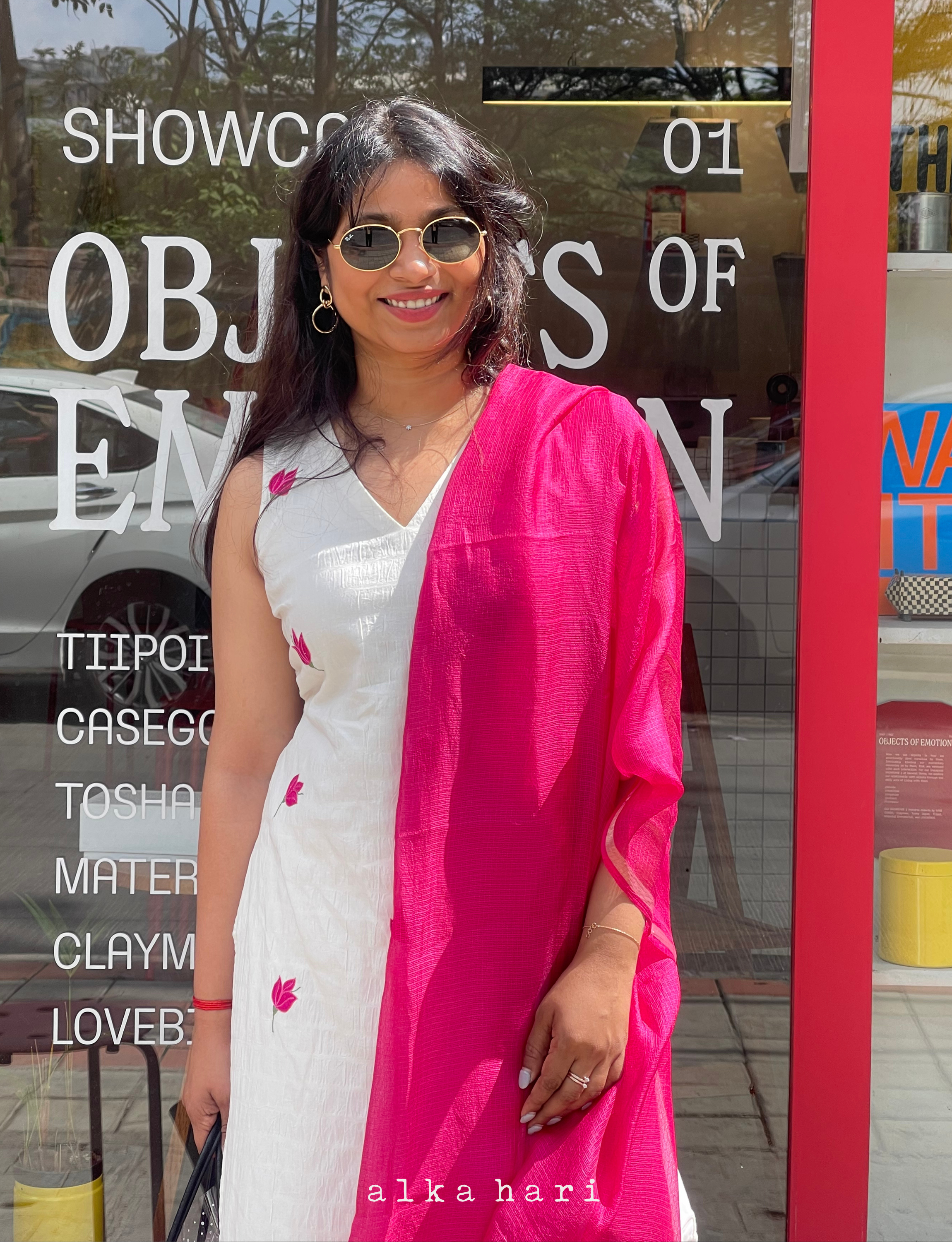 White Hand Embroidered Floral Kurta