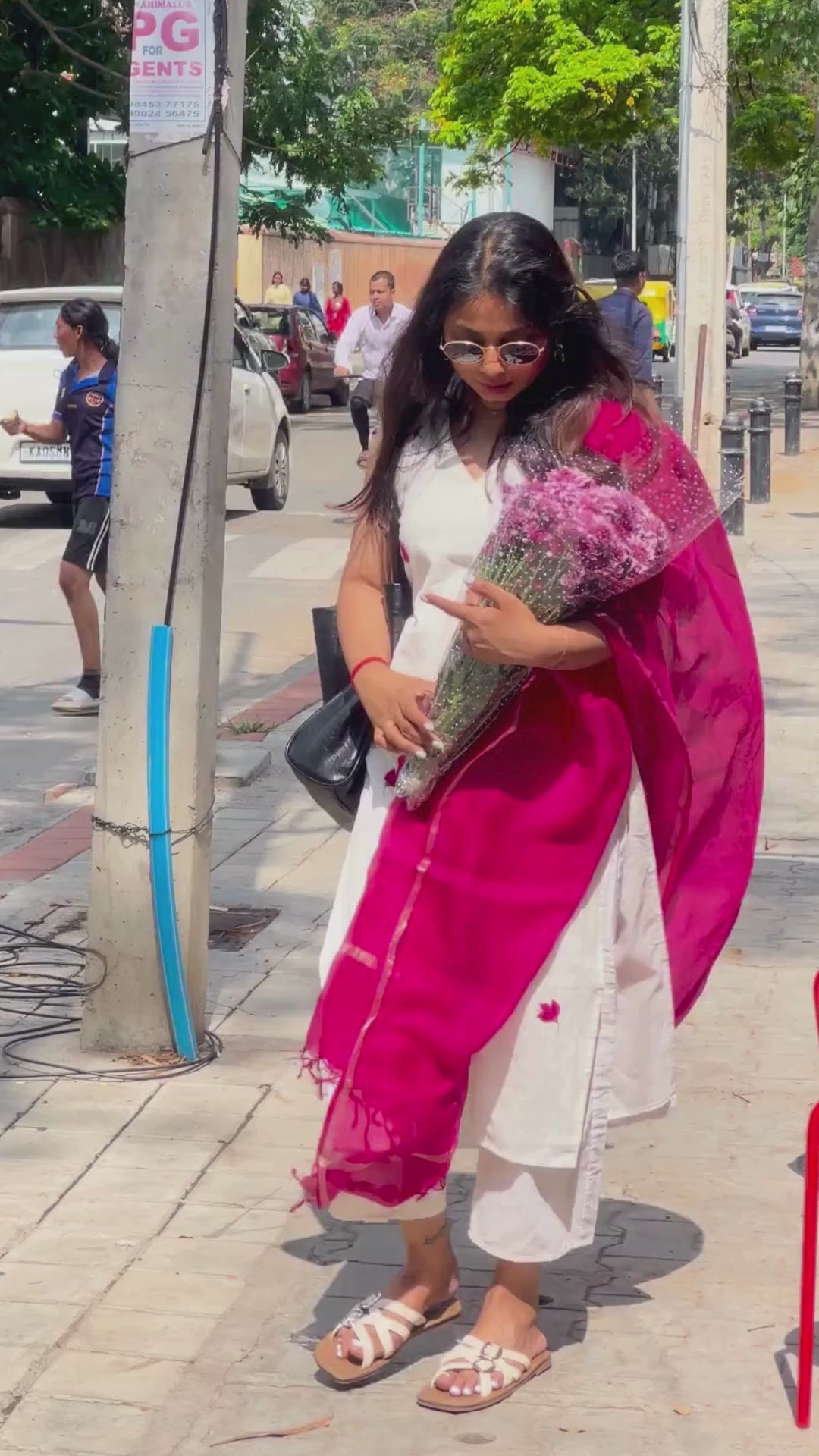 White Hand Embroidered Floral Kurta